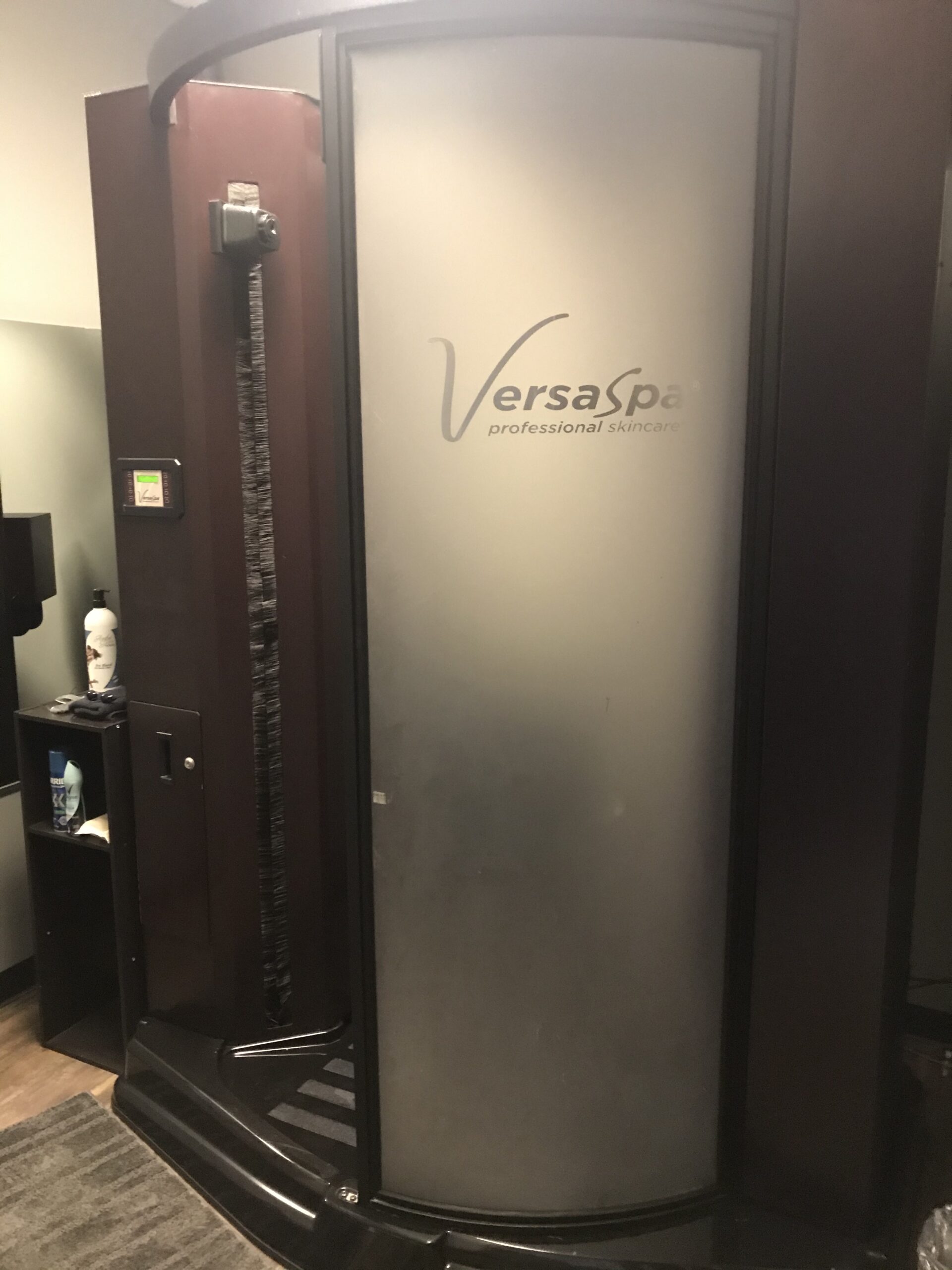 Try Our VersaSpa Spray Tanning Beds in Broad Ripple!